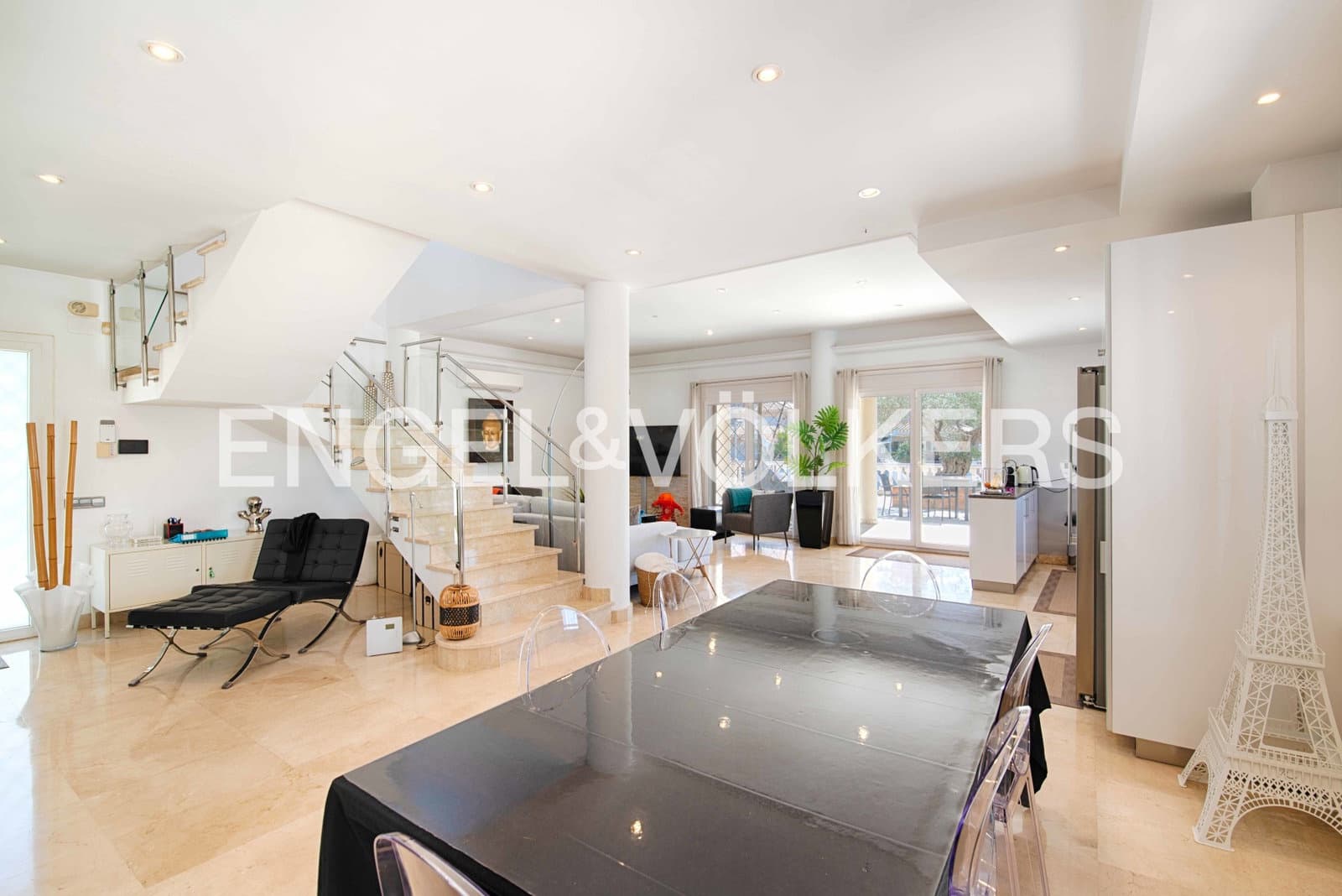 4 makuuhuone Huvila myytävänä paikassa Santa Margarida mukana uima-altaan - 1 985 000 € (Ref: 9795334)