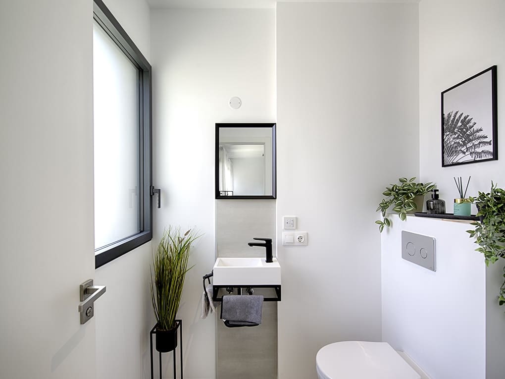 4 sypialnia Dom szeregowy na sprzedaż w Empuriabrava z basenem garażem - 880 000 € (Ref: 9798321)