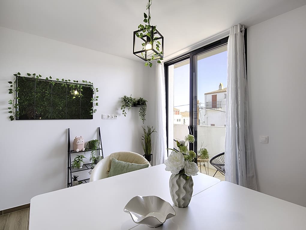 4 sypialnia Dom szeregowy na sprzedaż w Empuriabrava z basenem garażem - 880 000 € (Ref: 9798321)