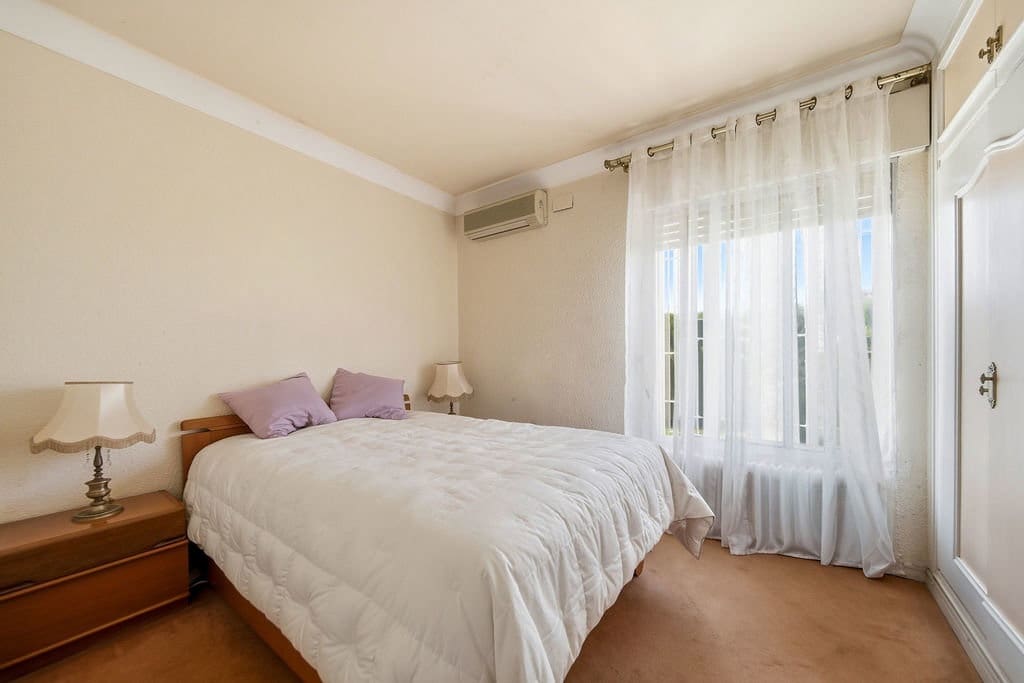 3 sovrum Villa till salu i Empuriabrava med pool garage - 1 375 000 € (Ref: 9816522)