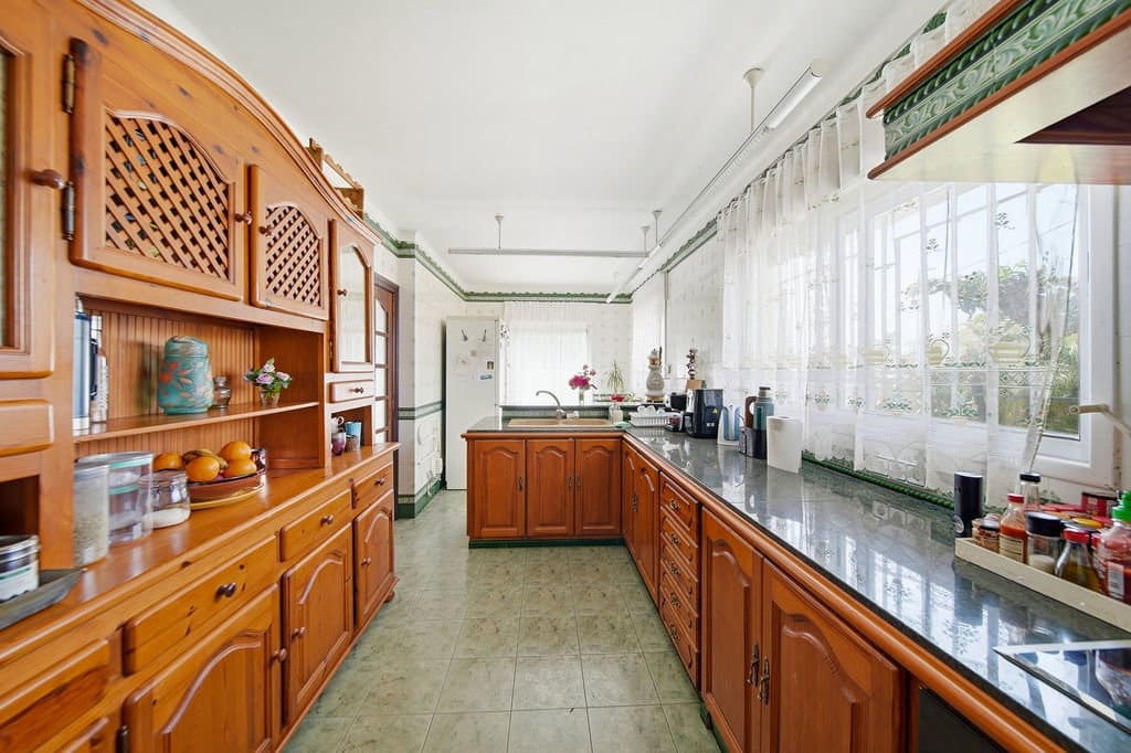 3 sovrum Villa till salu i Empuriabrava med pool garage - 1 375 000 € (Ref: 9816522)