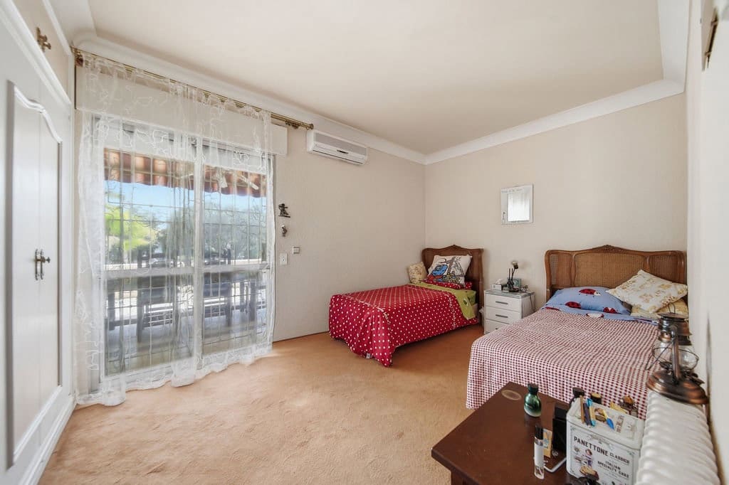 3 sovrum Villa till salu i Empuriabrava med pool garage - 1 375 000 € (Ref: 9816522)