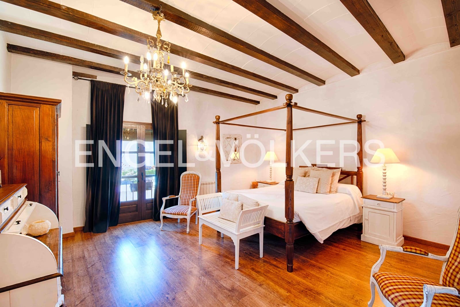 9 slaapkamer Villa te koop in Terrades met zwembad - € 940.000 (Ref: 9832002)