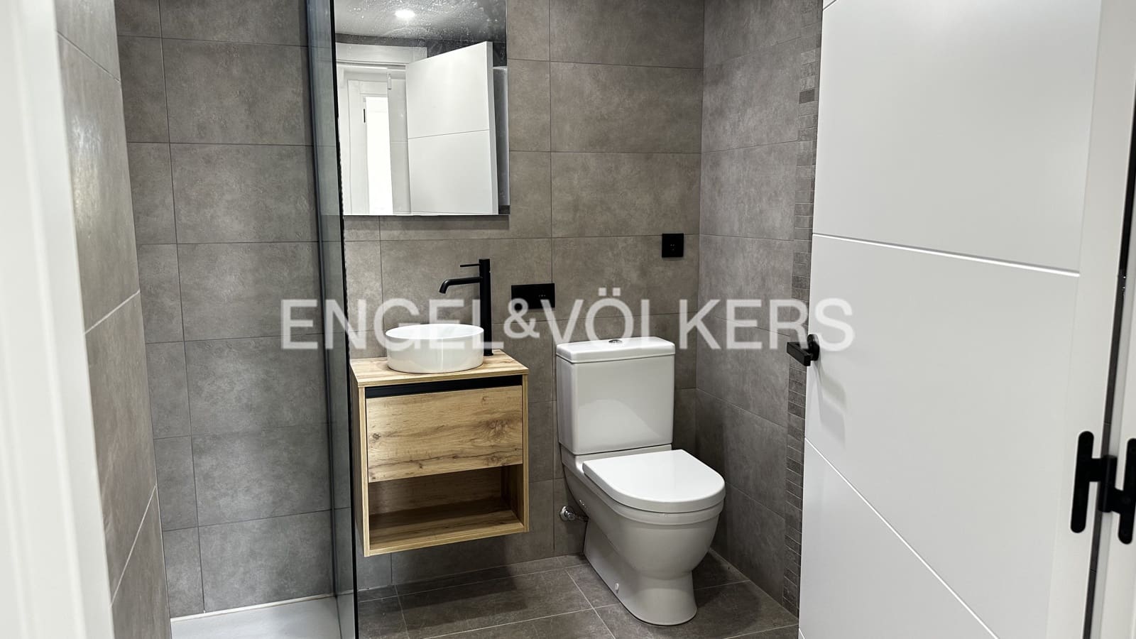 2 Zimmer Apartment zu verkaufen in Figueres - 230.000 € (Ref: 9832003)