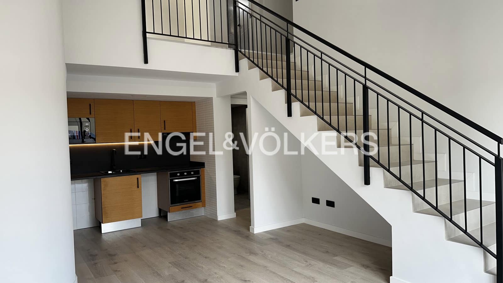 2 soveværelse Lejlighed til salg i Figueres - € 230.000 (Ref: 9832003)