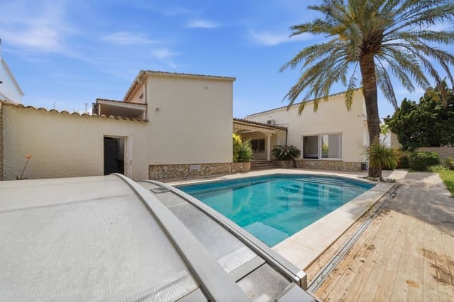 5 soverom Villa til salgs i Empuriabrava, Castelló d'Empúries med svømmebasseng garasje - € 18 000 000 (Ref: 9841741)