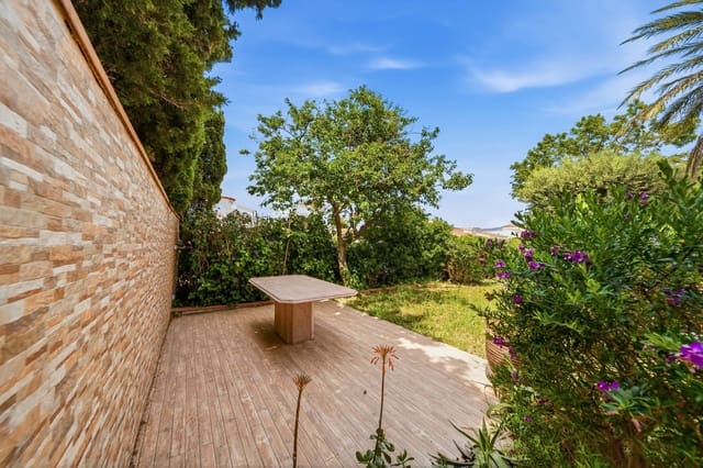 5 soverom Villa til salgs i Empuriabrava, Castelló d'Empúries med svømmebasseng garasje - € 18 000 000 (Ref: 9841741)