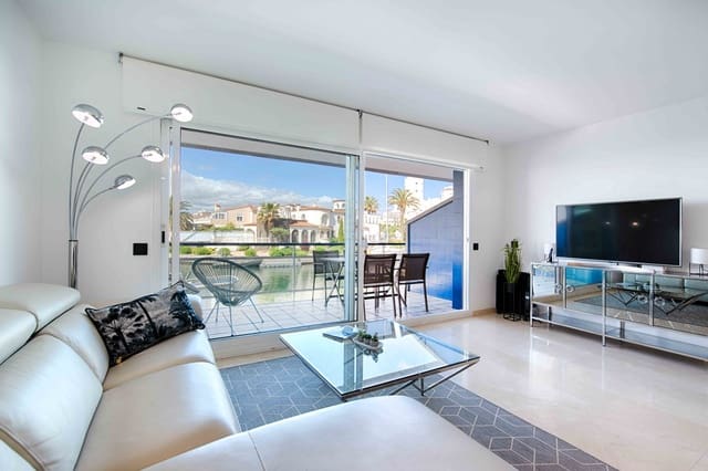 2 soveværelse Lejlighed til salg i Empuriabrava, Castelló d'Empúries med garage - € 450.000 (Ref: 9844225)