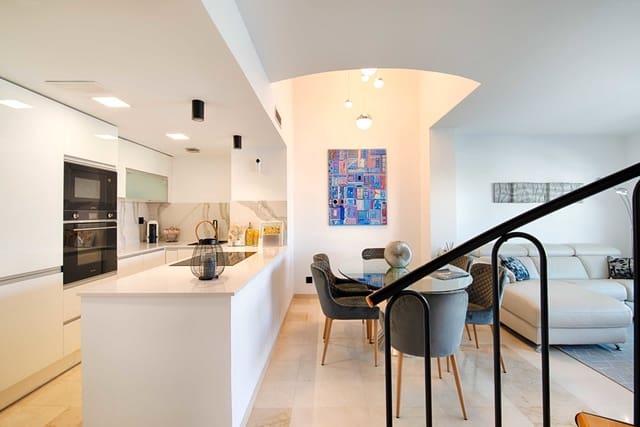 2 soveværelse Lejlighed til salg i Empuriabrava, Castelló d'Empúries med garage - € 450.000 (Ref: 9844225)