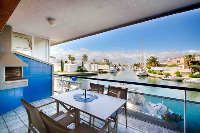 2 soveværelse Lejlighed til salg i Empuriabrava, Castelló d'Empúries med garage - € 450.000 (Ref: 9844225)