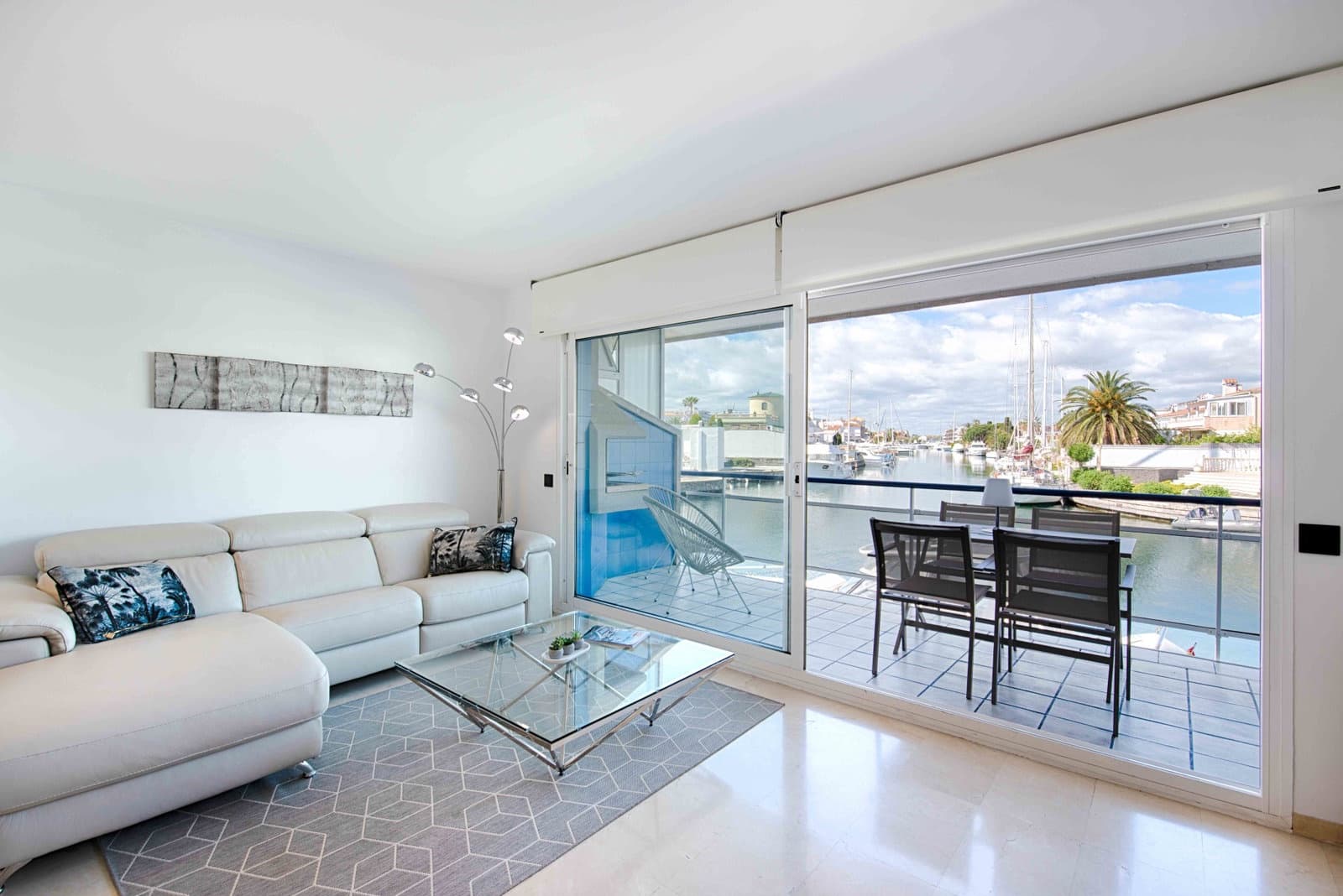 2 chambre Appartement à vendre à Empuriabrava avec garage - 450 000 € (Ref: 9844225)