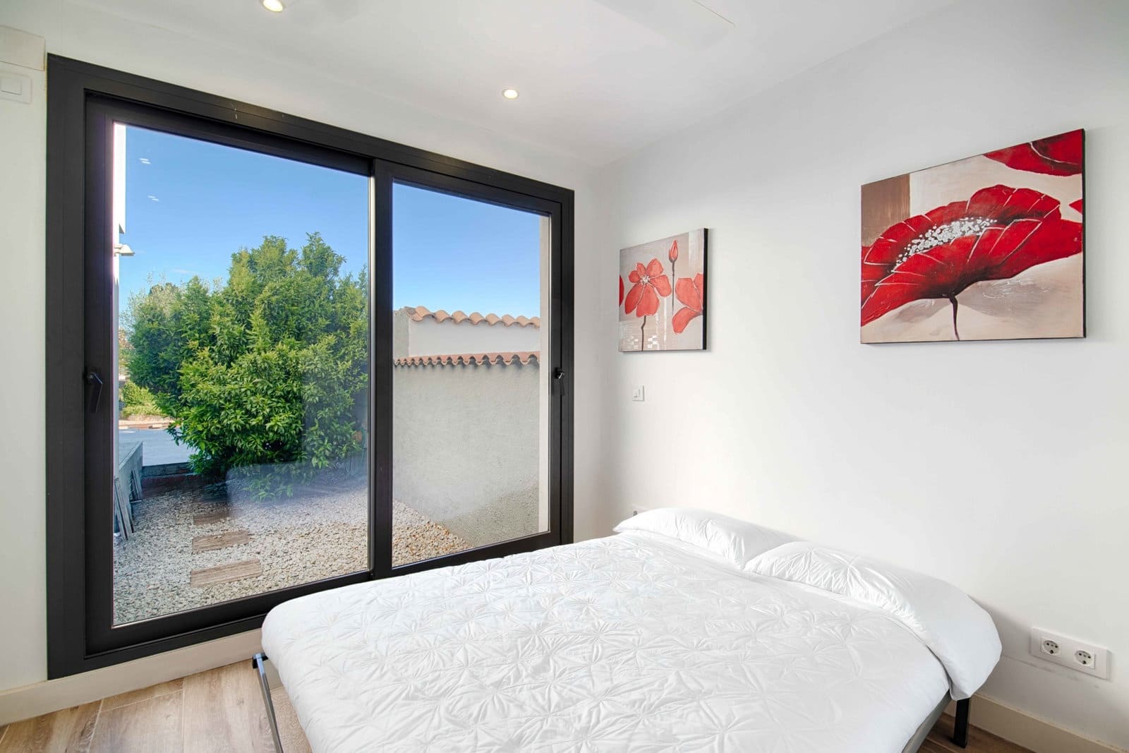4 bedroom Villa for sale in Empuriabrava with pool garage - € 1,150,000 (Ref: 9848372)