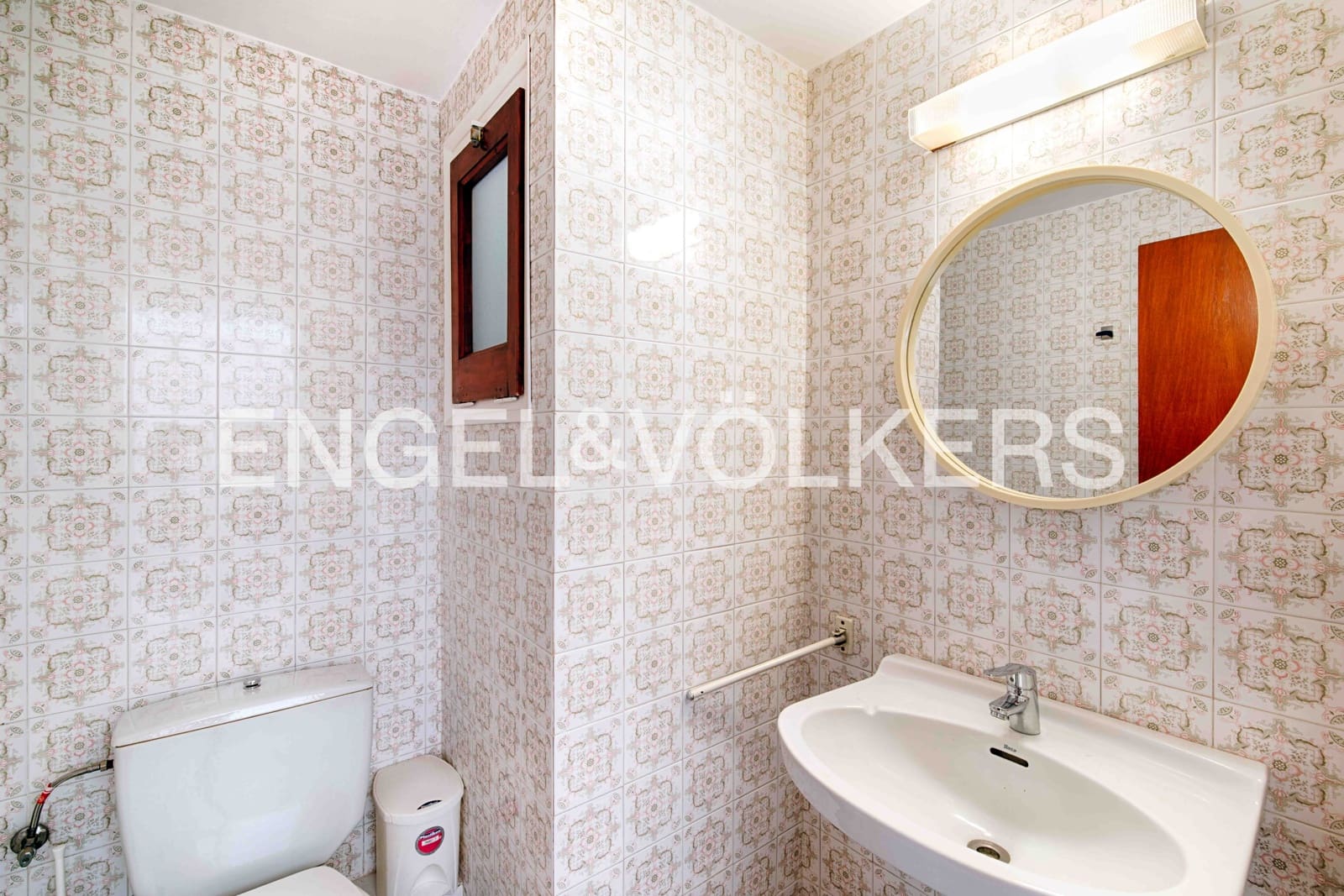 6 bedroom Terraced Villa for sale in El Port de la Selva with garage - € 650,000 (Ref: 9860835)