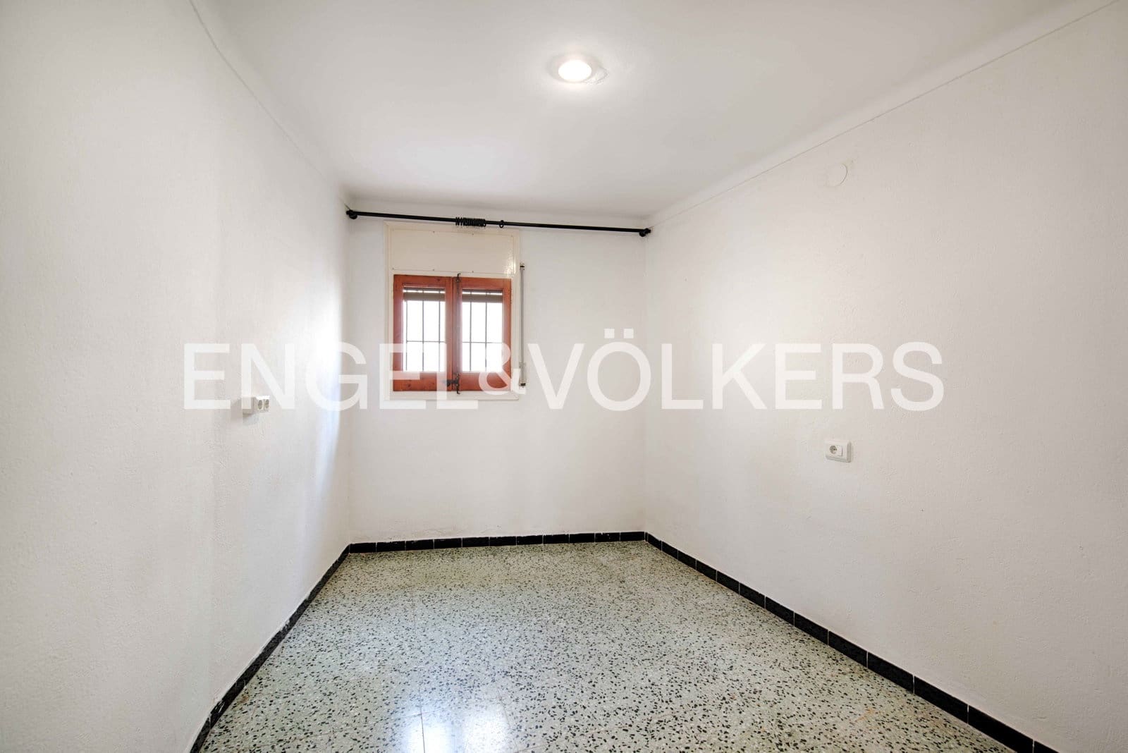 6 chambre Villa/Maison Mitoyenne à vendre à El Port de la Selva avec garage - 650 000 € (Ref: 9860835)