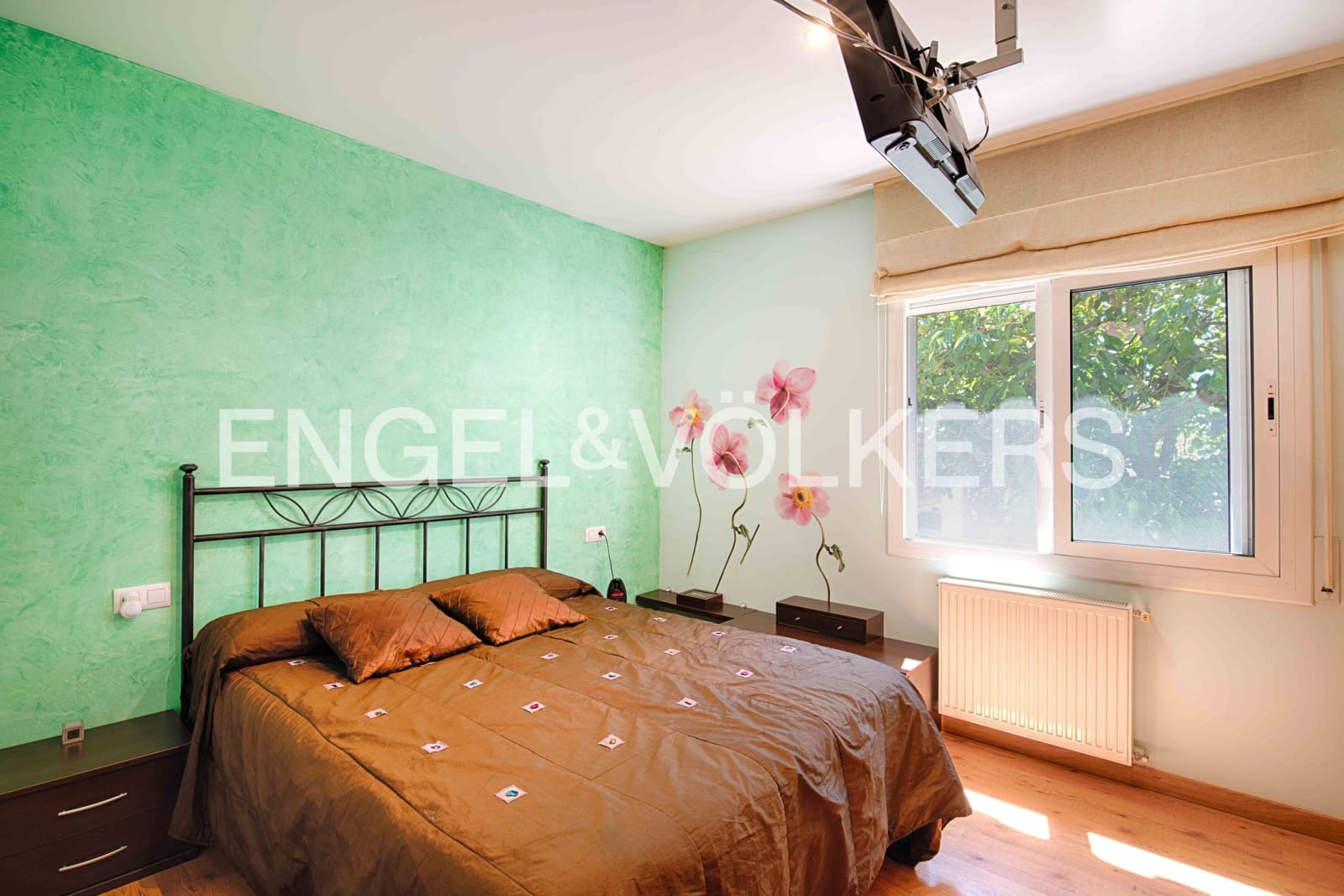 4 bedroom Apartment for sale in Llanca - € 369,000 (Ref: 9867818)