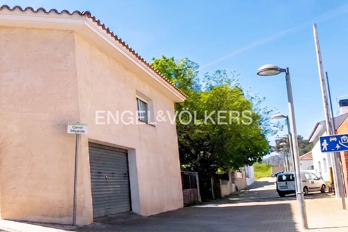 4 soverom Leilighet til salgs i Llanca med garasje - € 325 000 (Ref: 9867818)