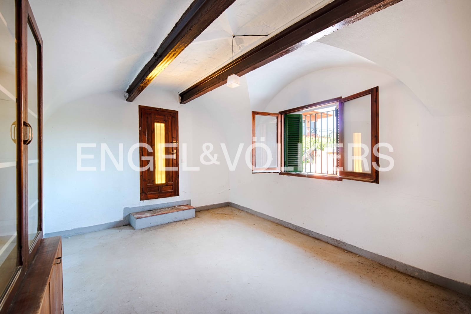 6 bedroom Townhouse for sale in Garriguella with garage - € 320,000 (Ref: 9869665)