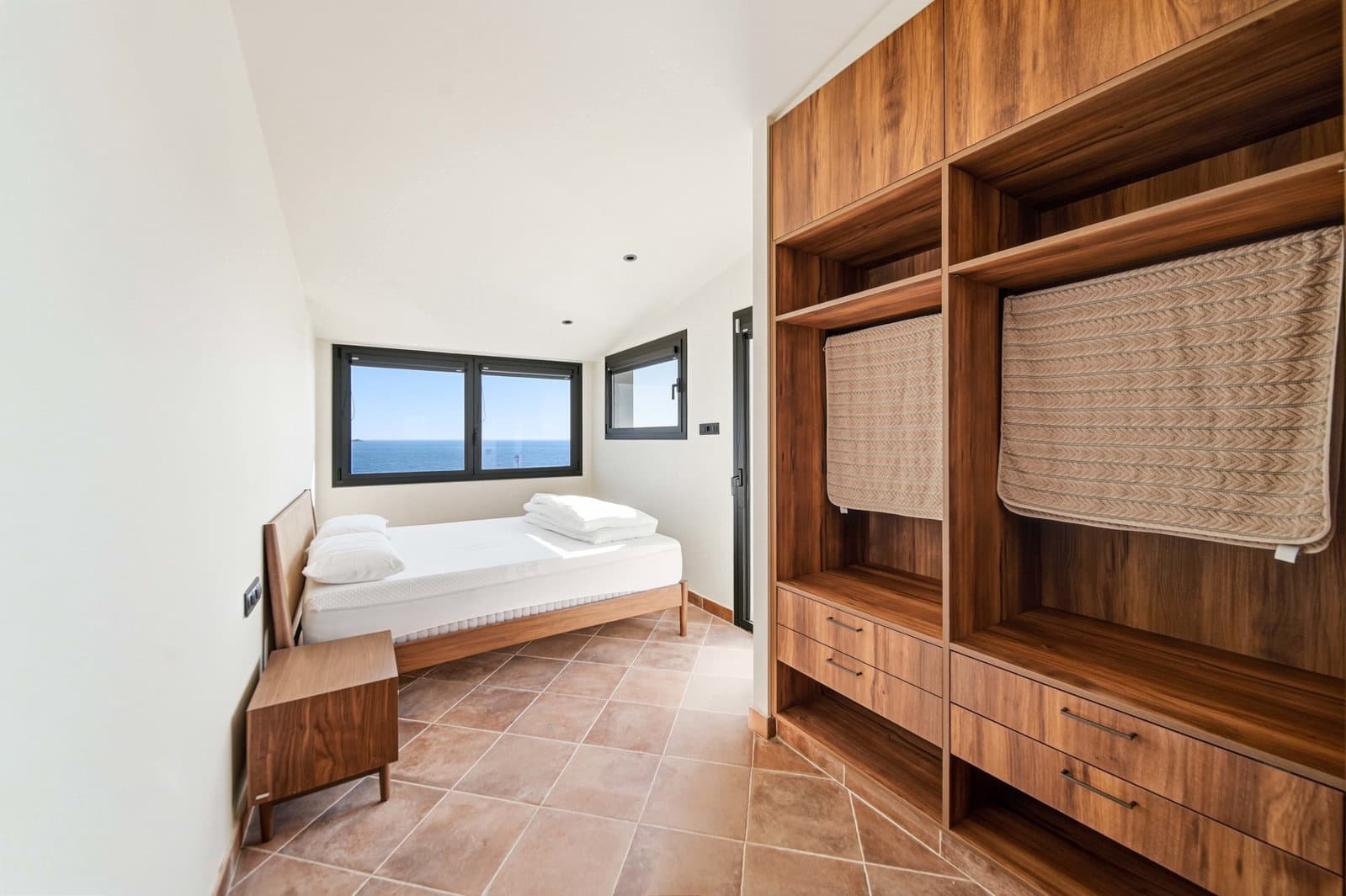 3 bedroom Terraced Villa for sale in Cadaques with pool - € 1,450,000 (Ref: 9872547)