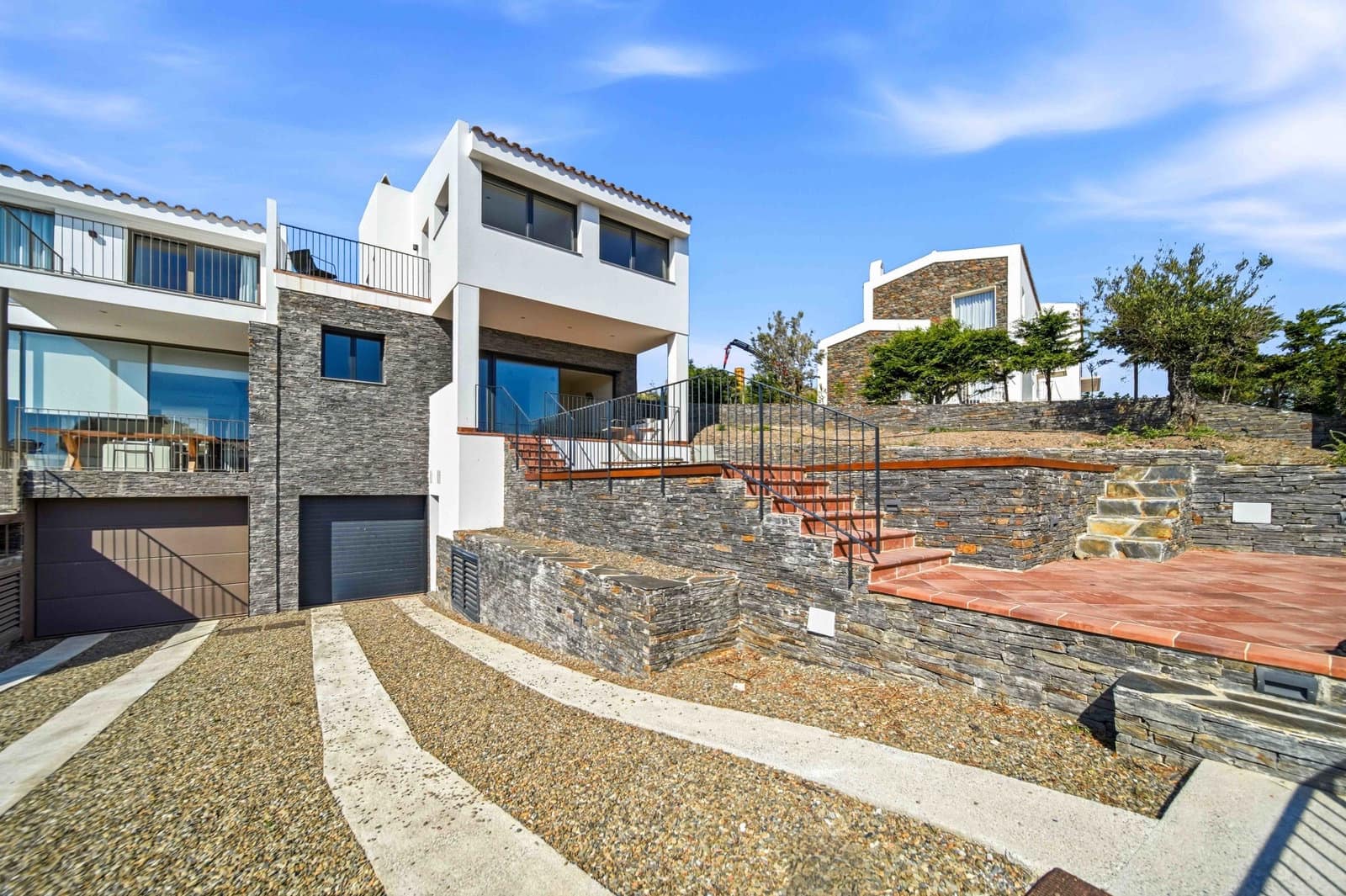 3 bedroom Terraced Villa for sale in Cadaques with pool - € 1,450,000 (Ref: 9872547)
