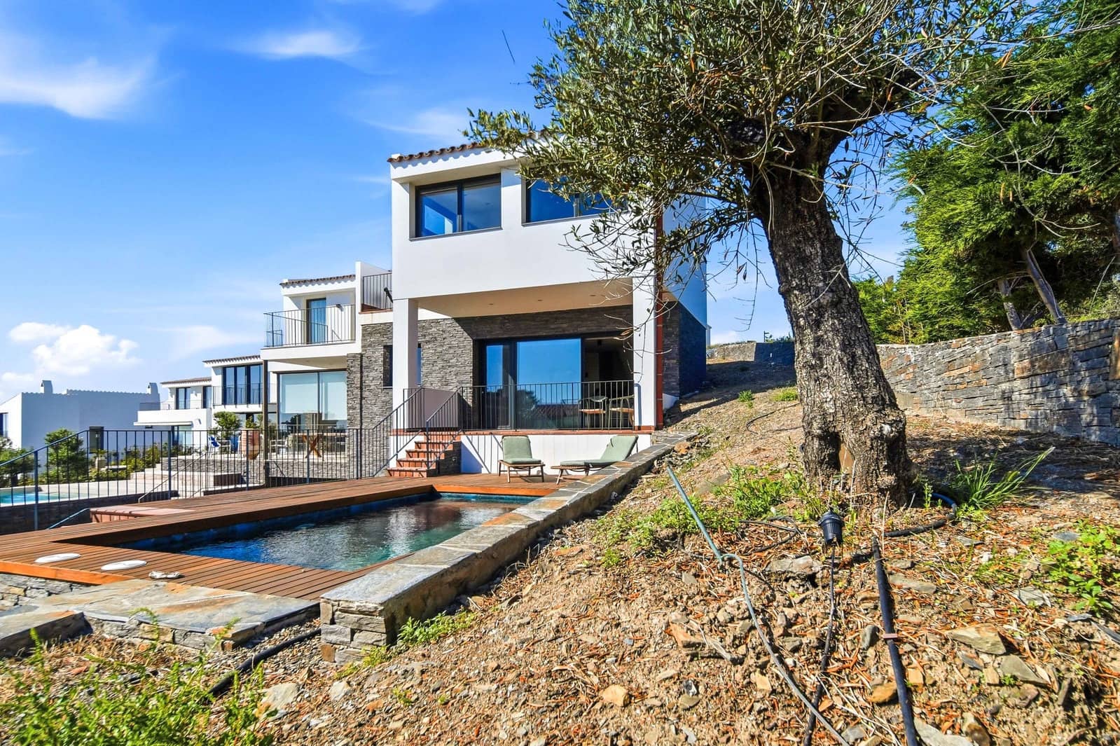 3 bedroom Terraced Villa for sale in Cadaques with pool - € 1,450,000 (Ref: 9872547)