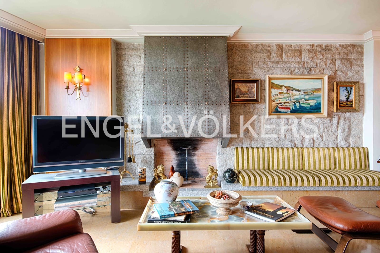 4 Zimmer Apartment zu verkaufen in Figueres mit Garage - 367.000 € (Ref: 9875394)