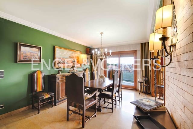 4 sovrum Lägenhet till salu i Figueres med garage - 367 000 € (Ref: 9875394)