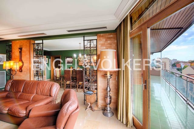 4 sovrum Lägenhet till salu i Figueres med garage - 367 000 € (Ref: 9875394)