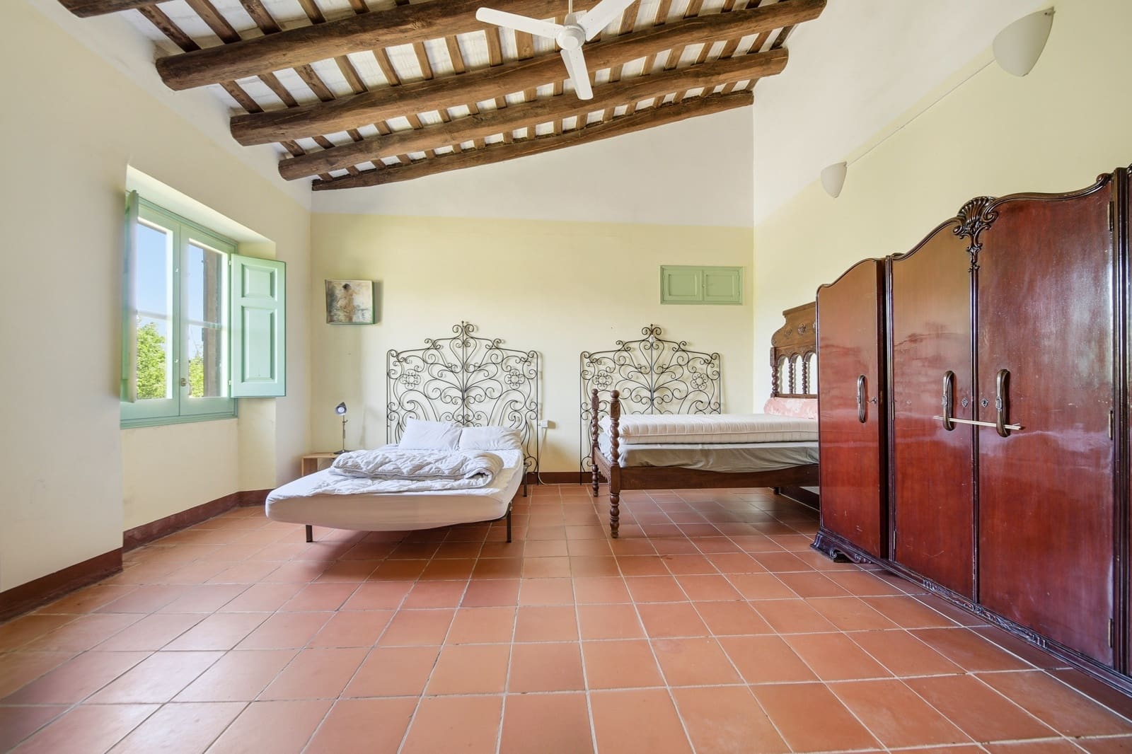 13 soveværelse Finca/Landehus til salg i Castello d'Empuries med garage - € 3.500.000 (Ref: 9877696)