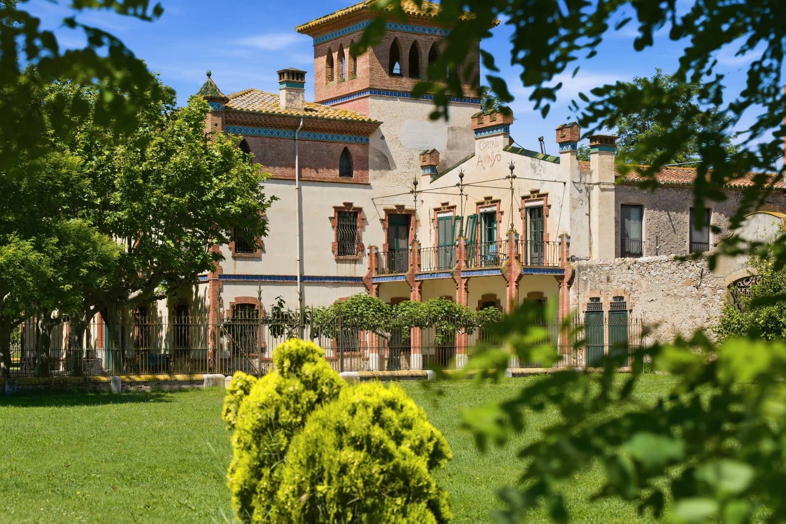 13 sovrum Finca/Hus på landet till salu i Castello d'Empuries med garage - 4 100 100 € (Ref: 9877696)