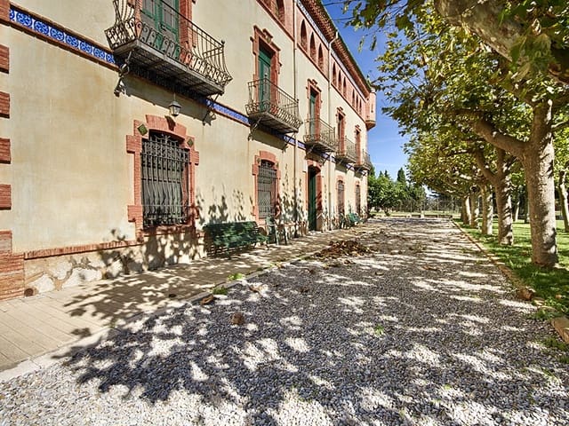 13 soveværelse Finca/Landehus til salg i Castelló d'Empúries med garage - € 4.100.100 (Ref: 9877696)