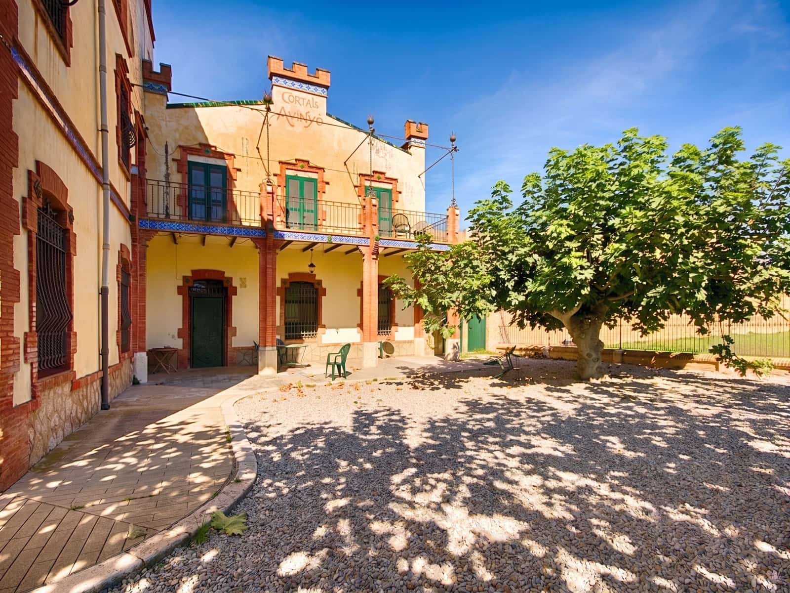 13 sovrum Finca/Hus på landet till salu i Castello d'Empuries med garage - 4 100 100 € (Ref: 9877696)