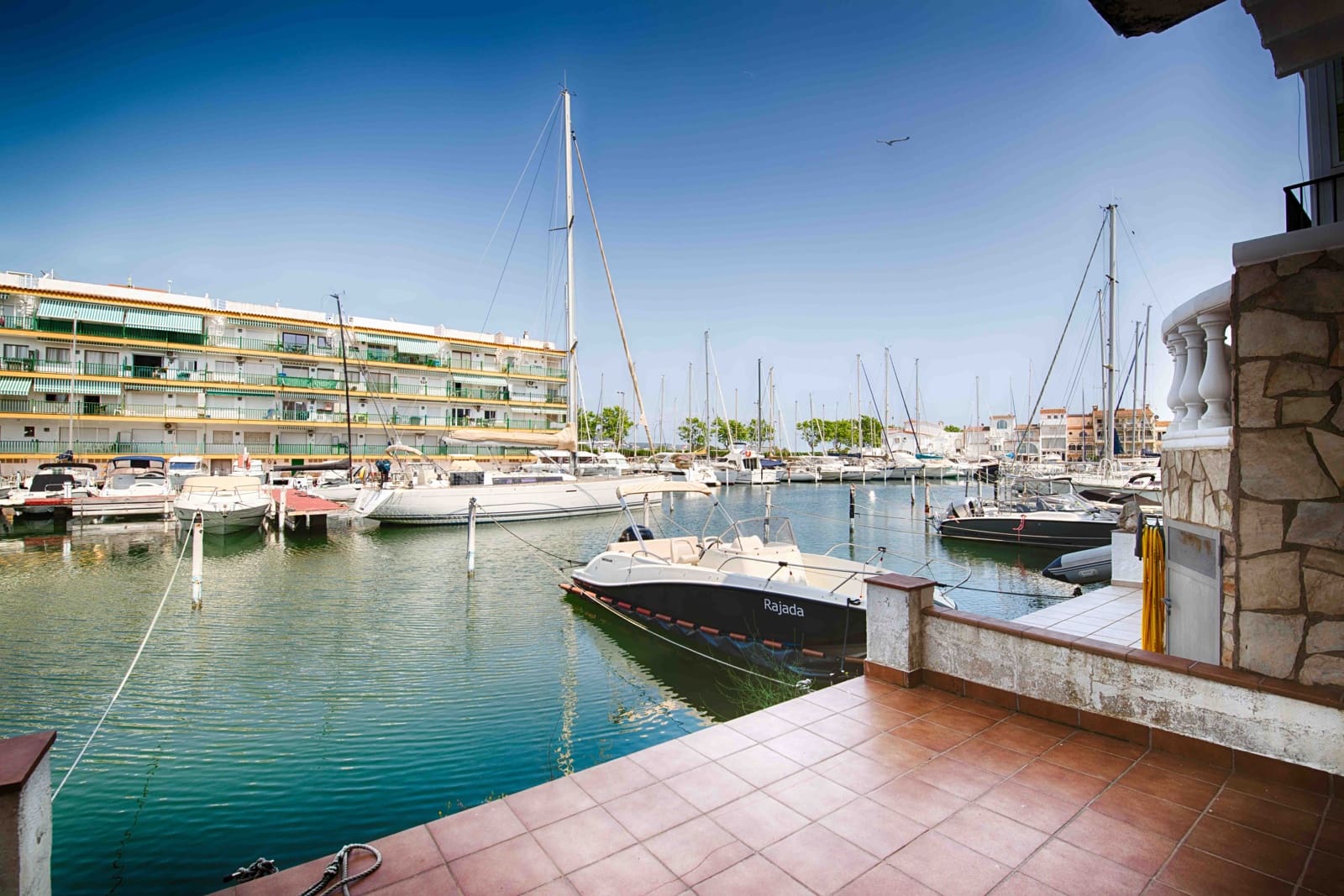 3 soverom Rekkehus til salgs i Empuriabrava med garasje - € 480 000 (Ref: 9885298)