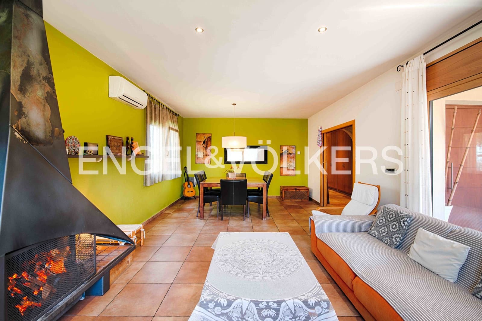 4 sovrum Villa till salu i Navata med pool garage - 850 000 € (Ref: 9889319)