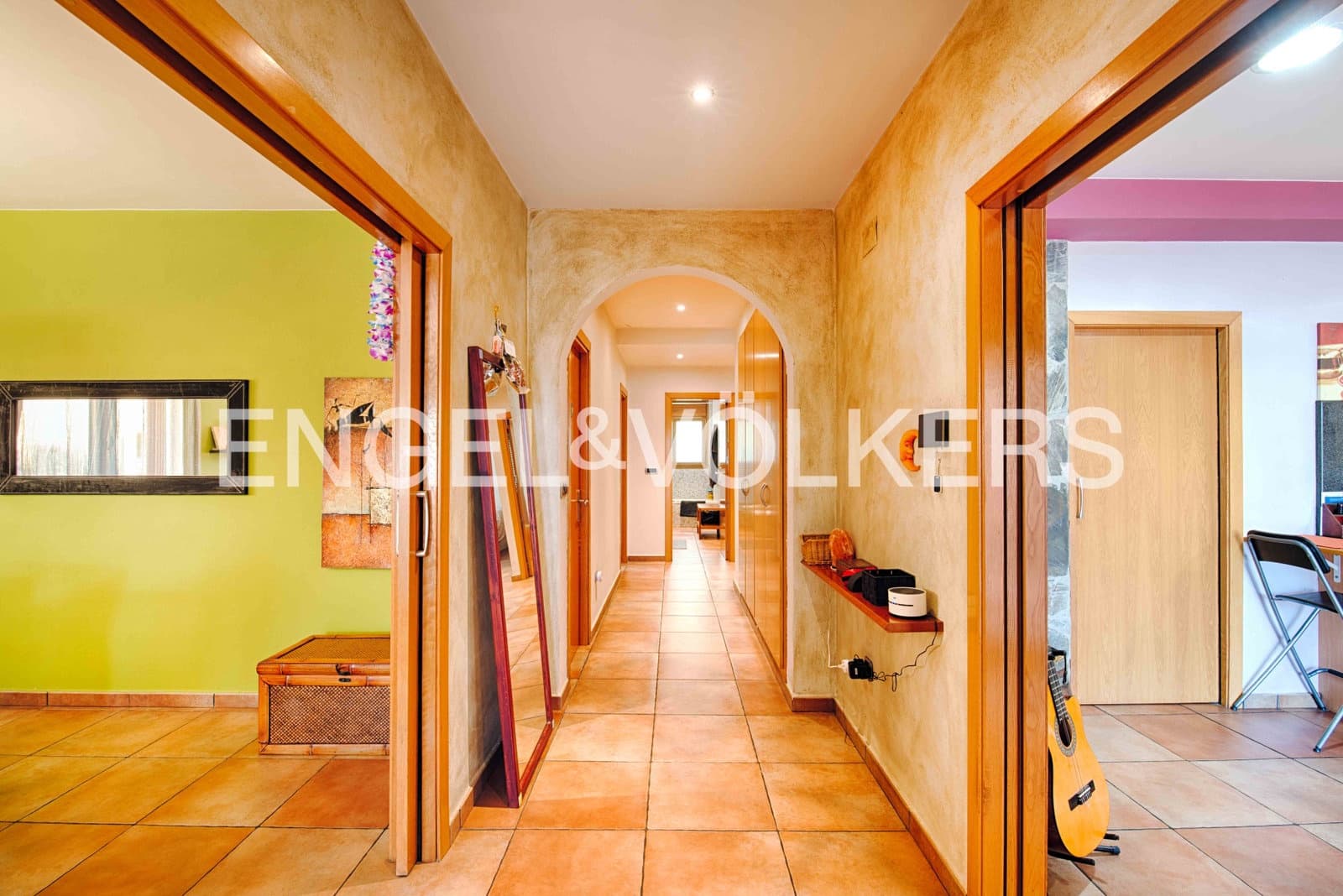4 sovrum Villa till salu i Navata med pool garage - 850 000 € (Ref: 9889319)