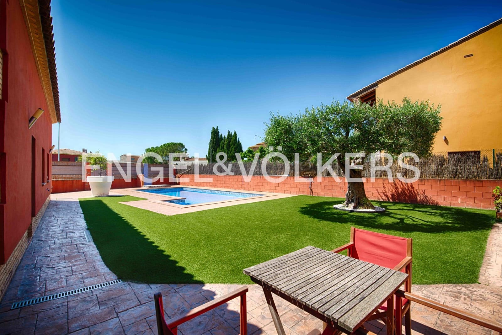 4 sovrum Villa till salu i Navata med pool garage - 850 000 € (Ref: 9889319)