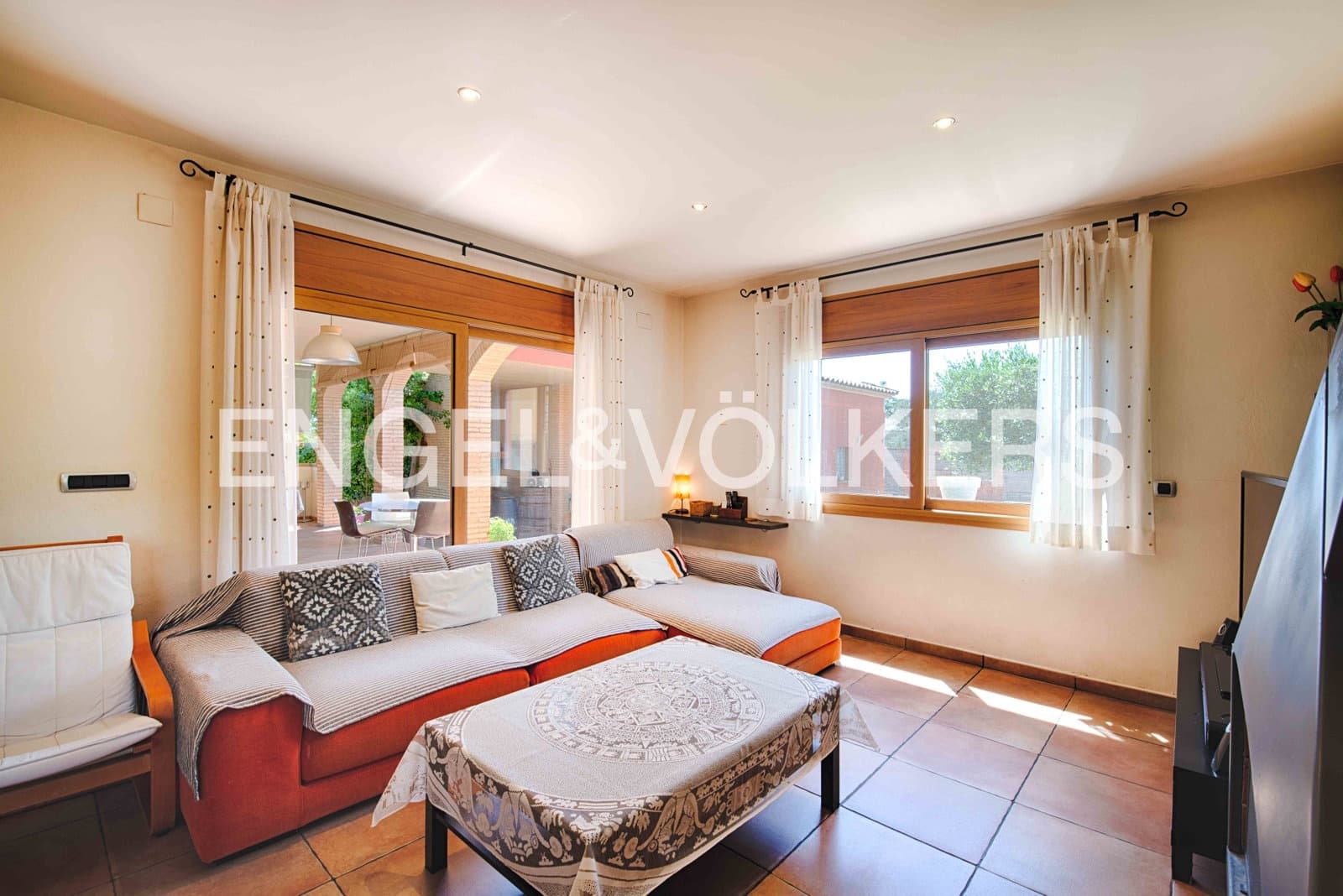 4 sovrum Villa till salu i Navata med pool garage - 850 000 € (Ref: 9889319)