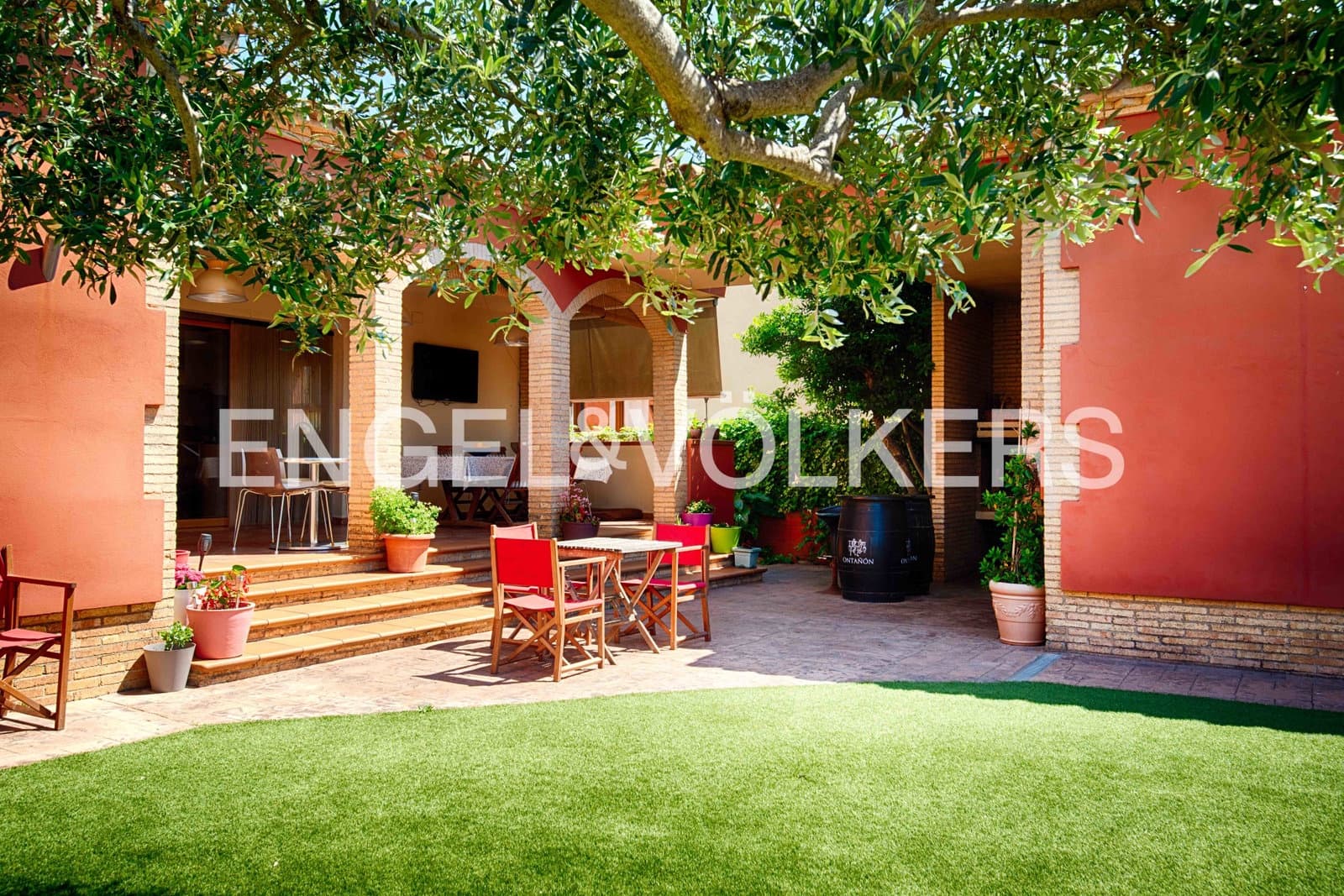 4 sovrum Villa till salu i Navata med pool garage - 850 000 € (Ref: 9889319)