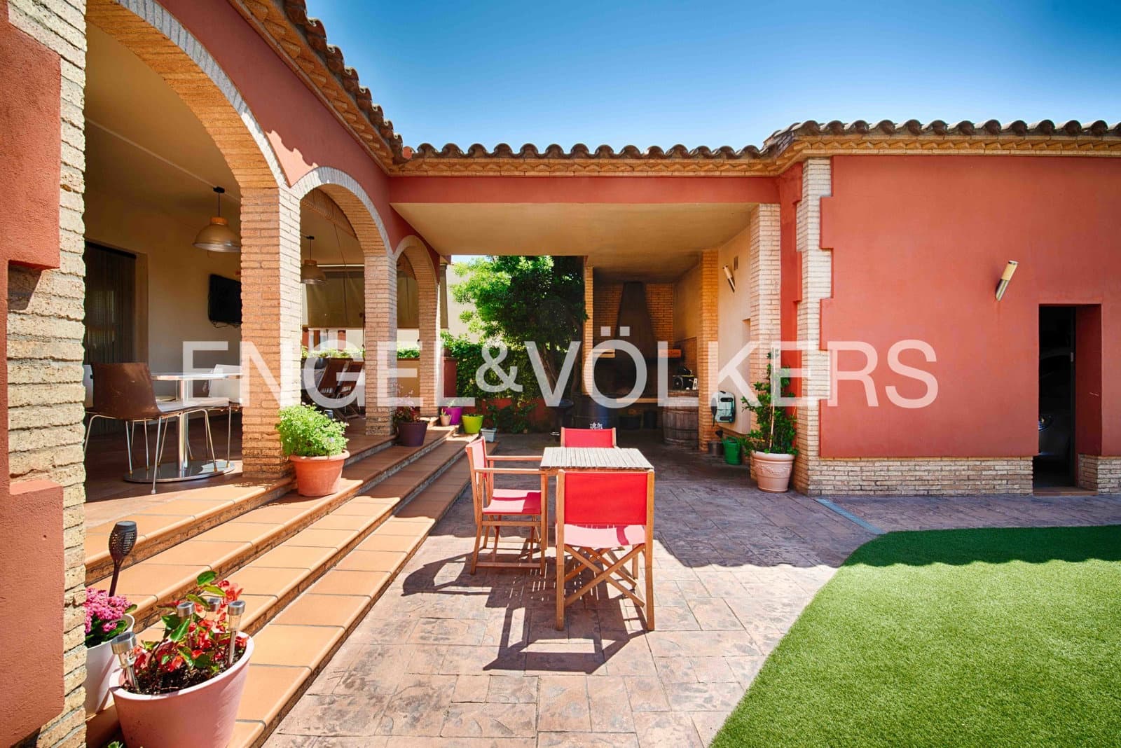 4 sovrum Villa till salu i Navata med pool garage - 850 000 € (Ref: 9889319)