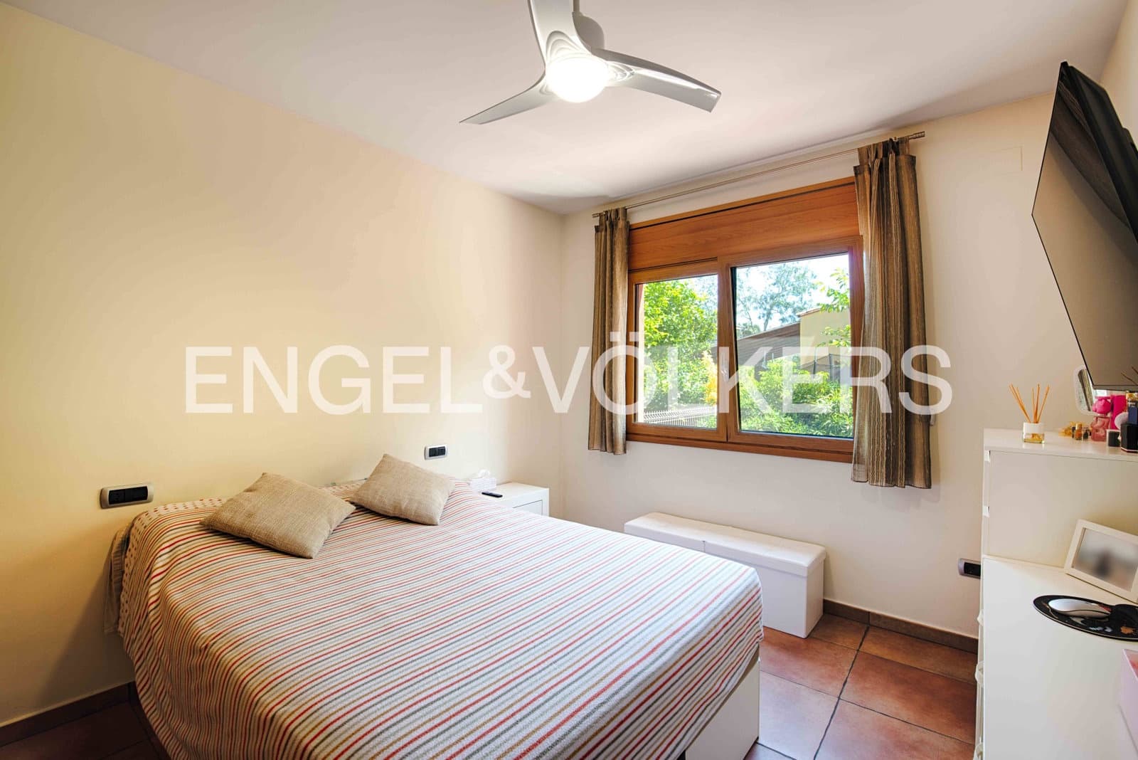 4 sovrum Villa till salu i Navata med pool garage - 850 000 € (Ref: 9889319)