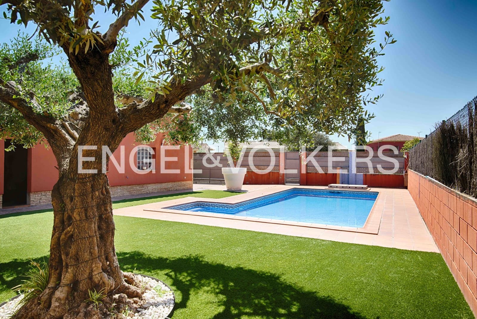 4 sovrum Villa till salu i Navata med pool garage - 850 000 € (Ref: 9889319)
