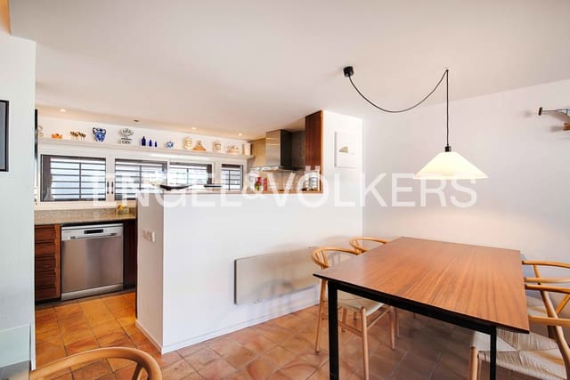 4 slaapkamer Rijtjeshuis te koop in Cadaqués met garage - € 1.095.000 (Ref: 9890977)