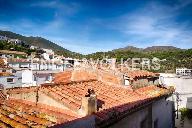 4 slaapkamer Rijtjeshuis te koop in Cadaqués met garage - € 1.095.000 (Ref: 9890977)
