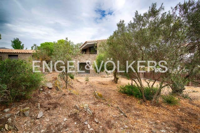 4 slaapkamer Villa te koop in Cadaqués - € 2.380.000 (Ref: 9891064)