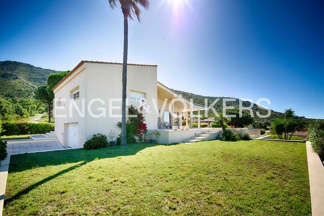 Chalet de 4 habitaciones en Pau en venta con piscina garaje - 990.000 € (Ref: 9891233)