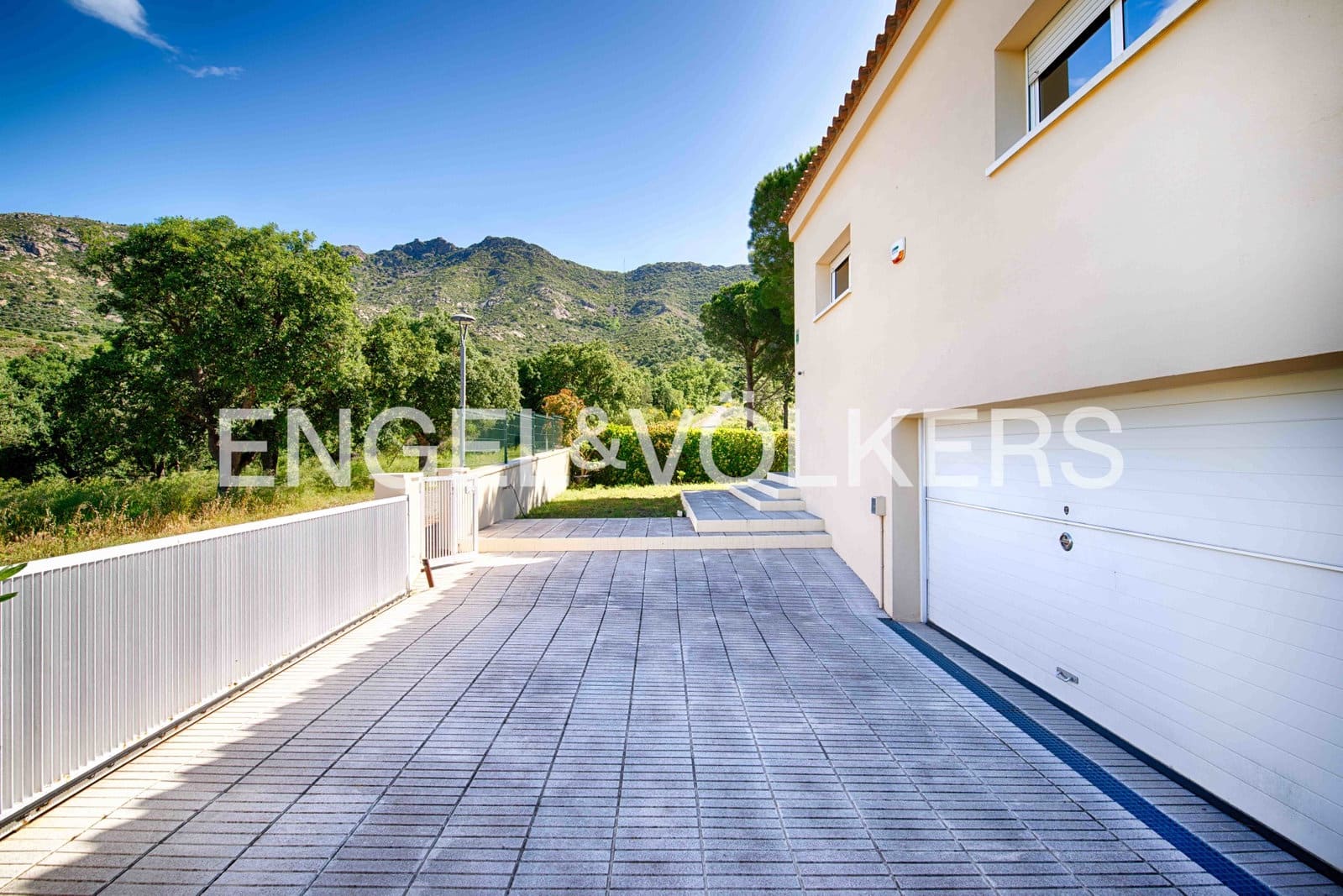4 camera da letto Villa in vendita in Pau con piscina garage - 990.000 € (Rif: 9891233)