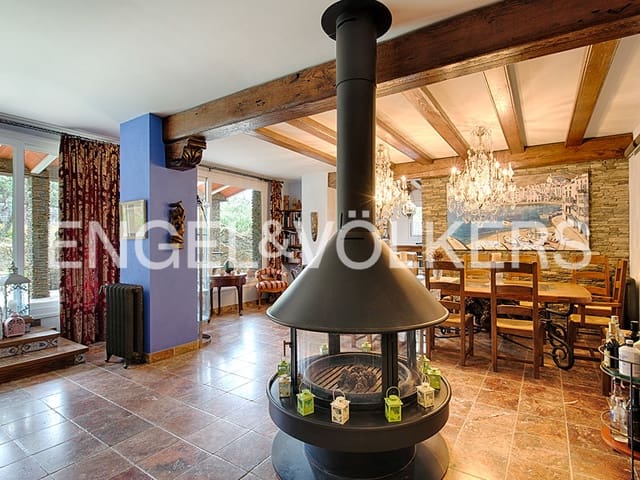 7 sypialnia Willa na sprzedaż w Cadaqués z basenem garażem - 2 750 000 € (Ref: 9891234)