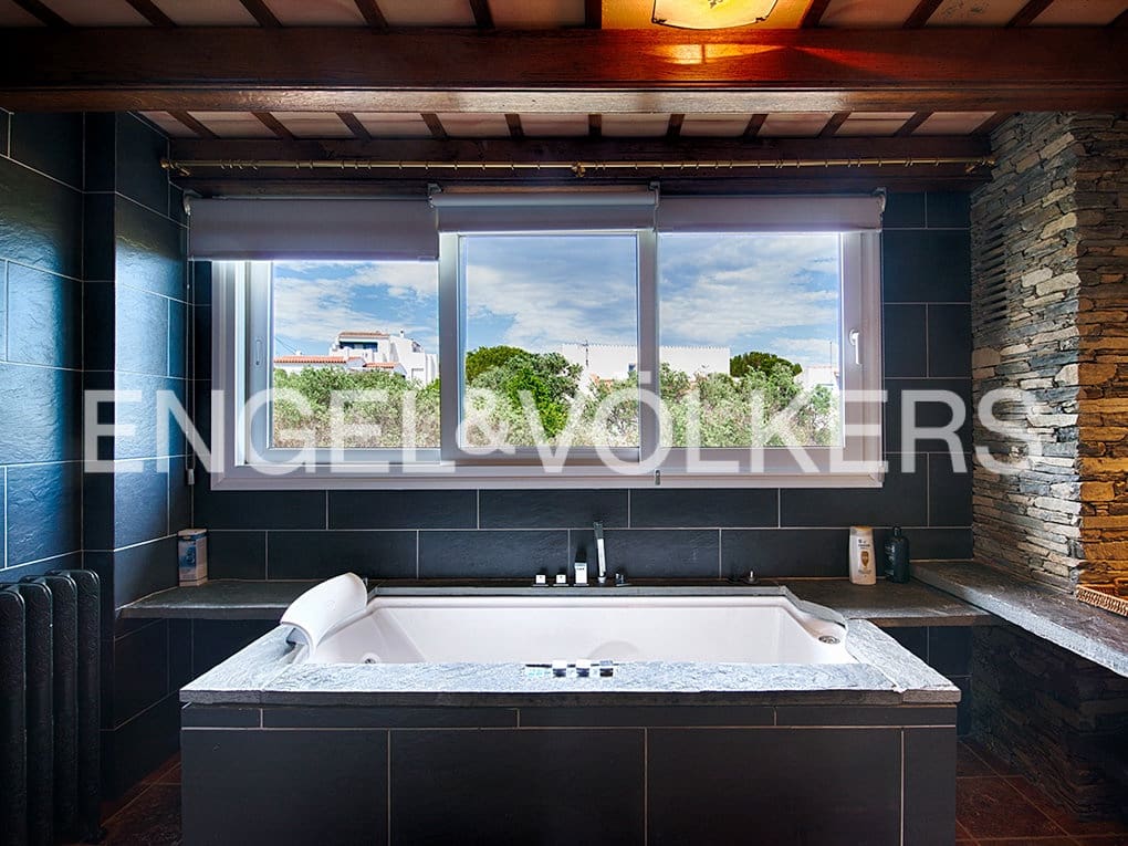 7 chambre Villa/Maison à vendre à Cadaques avec piscine garage - 2 750 000 € (Ref: 9891234)