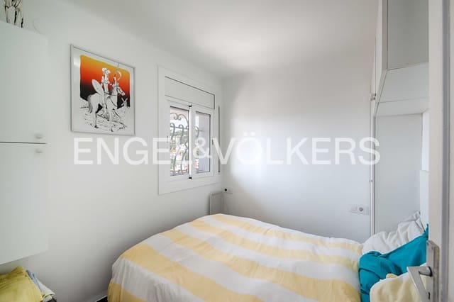 1 sovrum Lägenhet till salu i Roses - 195 000 € (Ref: 9893240)