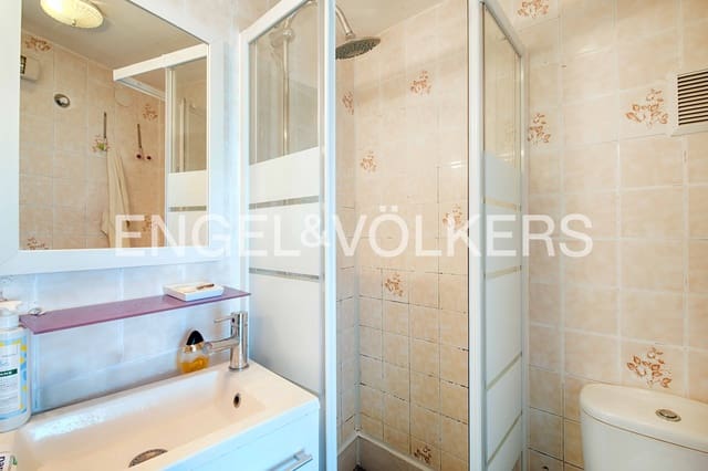 1 sovrum Lägenhet till salu i Roses - 195 000 € (Ref: 9893240)