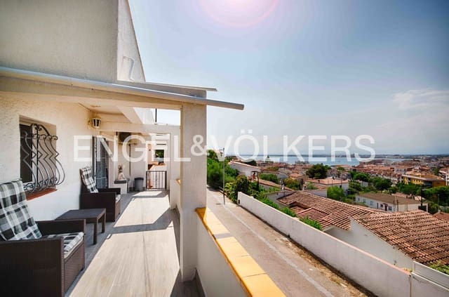 1 chambre Appartement à vendre à Roses - 195 000 € (Ref: 9893240)